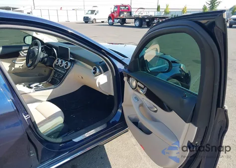 2017 Mercedes-Benz C 300 4Matic from USA, damaged, VIN 55SWF4KB9HU227570